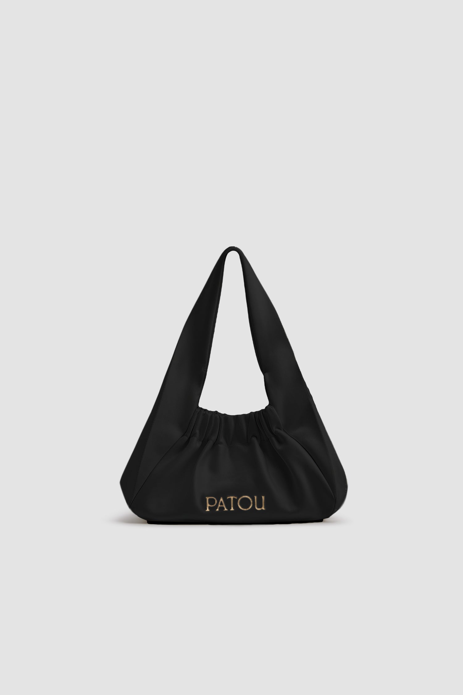 Patou - Borsa Le Biscuit - Black - Borsa in raso di misto cotone nero. Modello piccolo. Forma a mezzaluna con manico largo. Apertura elasticizzata. Patou in metallo oro. Fodera in cotone.