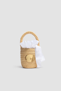 Iconic bucket bag in raffia