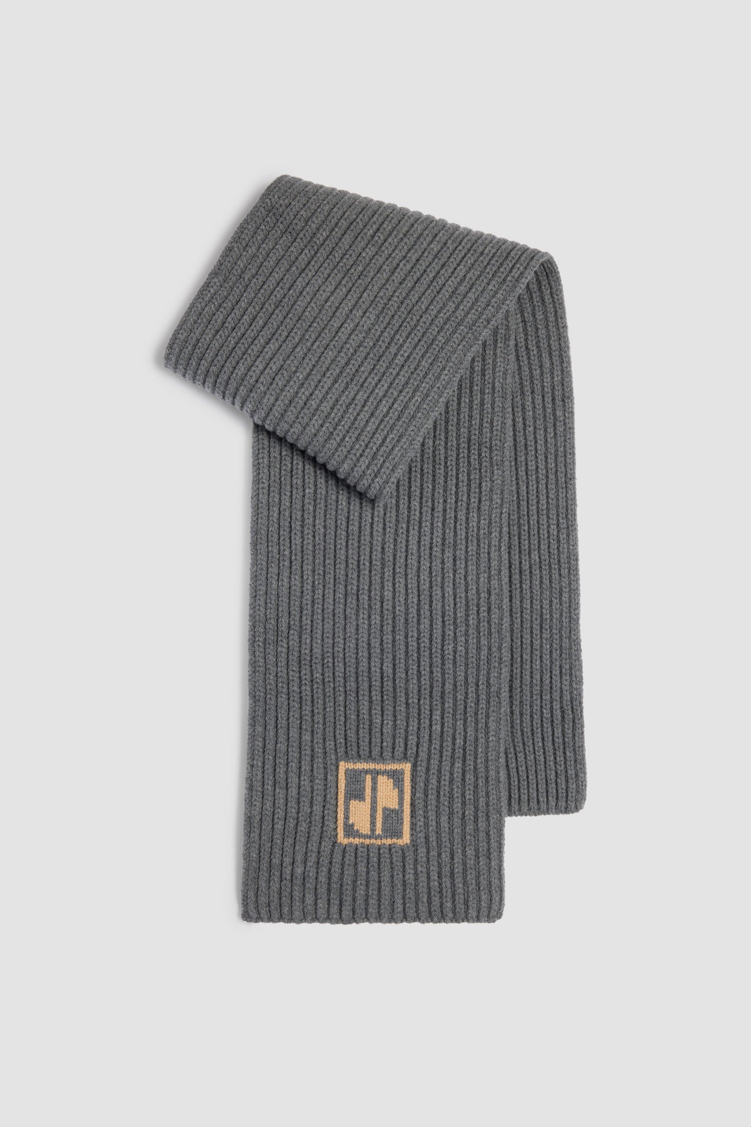 Patou - JP scarf in sustainable wool and cashmere - Storm - Storm grey sustainable wool and cashmere scarf. Rib knit. Contrast JP jacquard at the front.