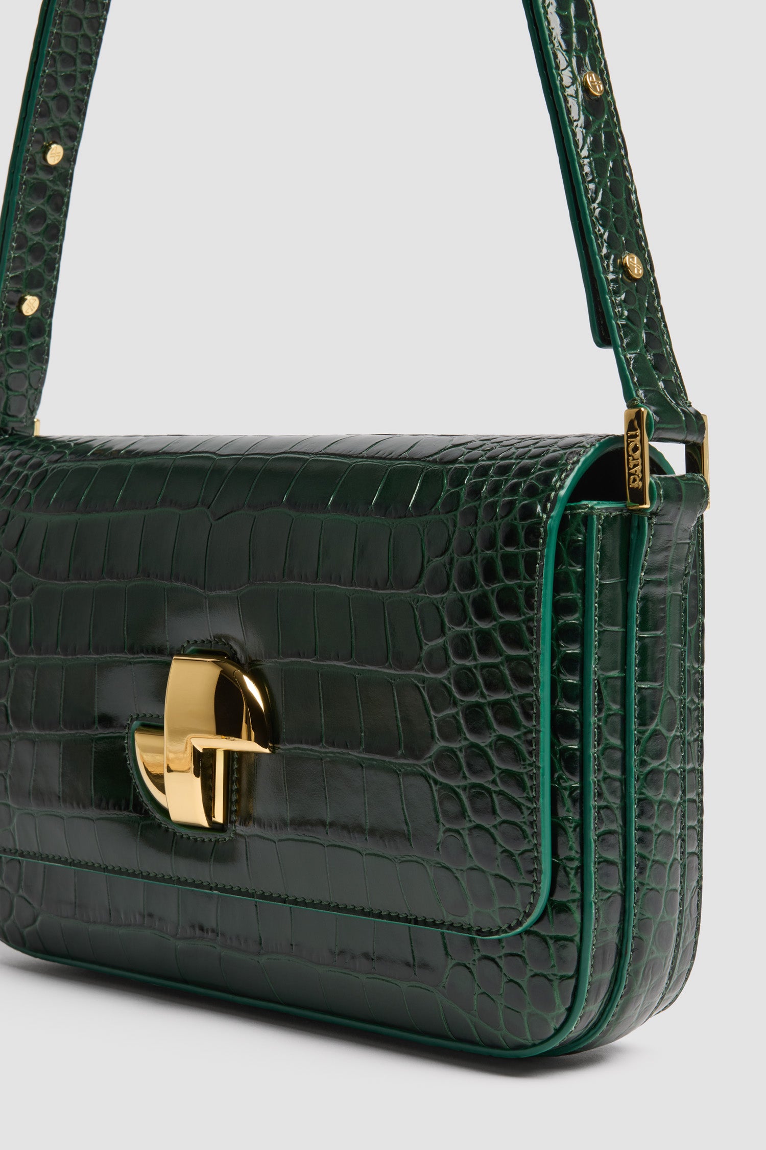 Patou - Borsa Le Classic Lock in pelle di coccodrillo goffrata - Garden Green - Borsa in pelle di coccodrillo goffrata Garden Green. Borsa da giorno classica rivisitata. Fermaglio girevole JP oro in stile Art Déco sul davanti. Tracolla regolabile che può essere indossata lunga o corta. Fodera in pelle.