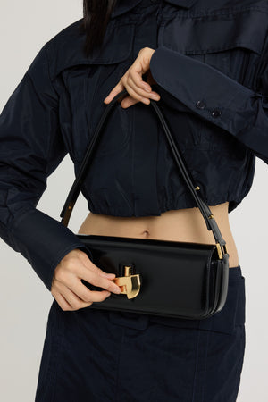 Le Lock Baguette en cuir