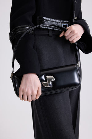 Le Lock Baguette en cuir