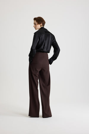 Blusa con colletto largo in seta bio