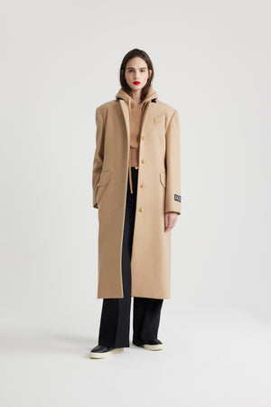 Cappotto sartoriale in misto lana e cachemire ecosostenibile