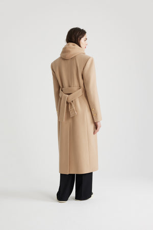 Cappotto sartoriale in misto lana e cachemire ecosostenibile
