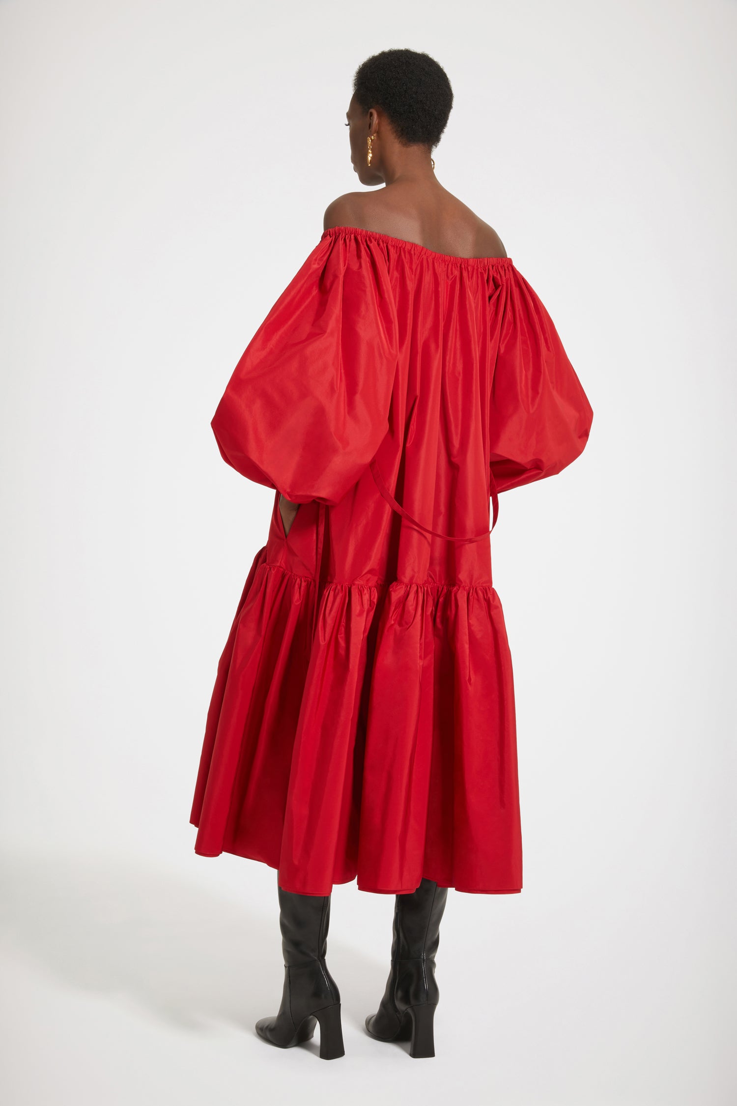 Patou - Off-the-shoulder maxi dress in eco-friendly faille - Lipstick Red - Va-va-volume.Lipstick Red recycled faille dress. Maxi length. Off-the-shoulder elasticated neckline. Volume sleeves with elasticated cuffs. Removable belt at the waist. Pockets at the sides. Tiered skirt.Voluminous dress.
