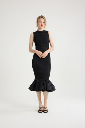 Robe midi smockée à ourlet volanté en faille recyclé