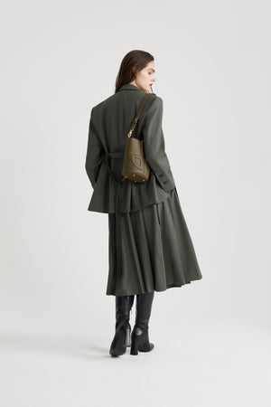 Lässige Jacke mit Gürtel aus technischer Wolle