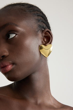 Heart earrings in gold-plated brass