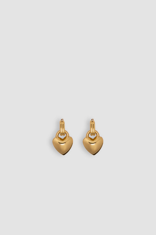 Patou - Créoles à cœur en laiton doré - Gold - Créoles en laiton doré. Forme cœur. Fermoir adapté aux oreilles percées.