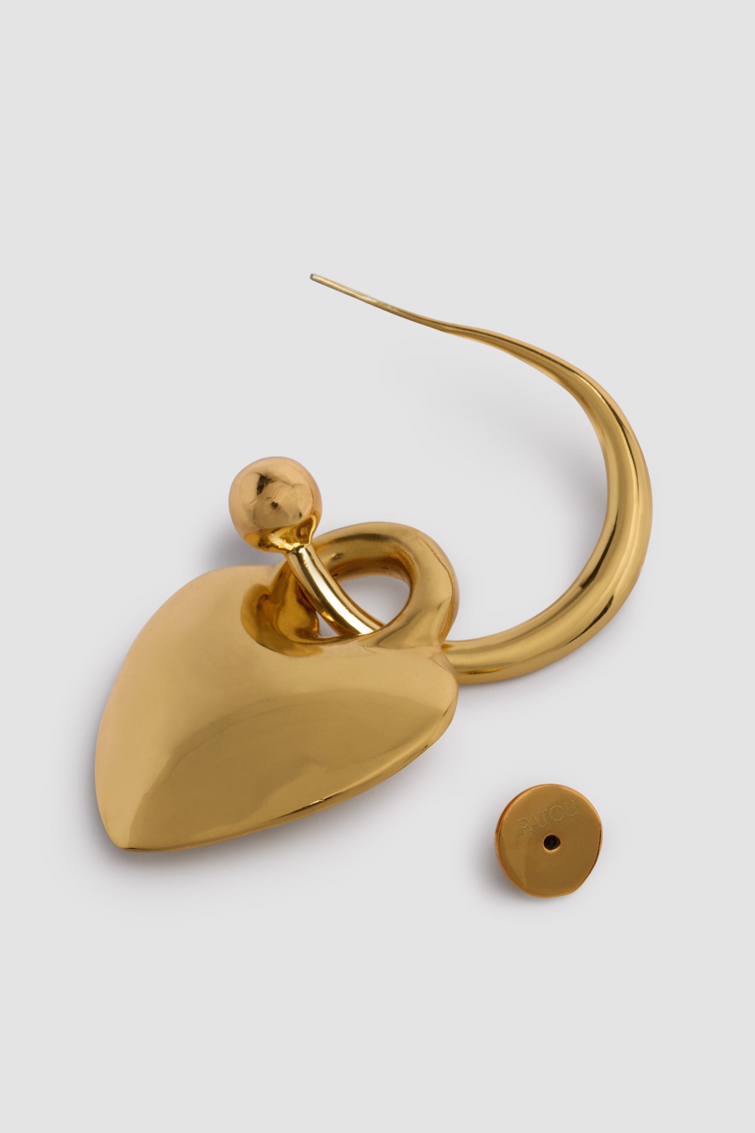 Patou - Small heart hoop earrings in gold-plated brass - Gold - Gold-plated brass hoop earrings. Small version. Heart design. Pin fastening suitable for pierced ears.