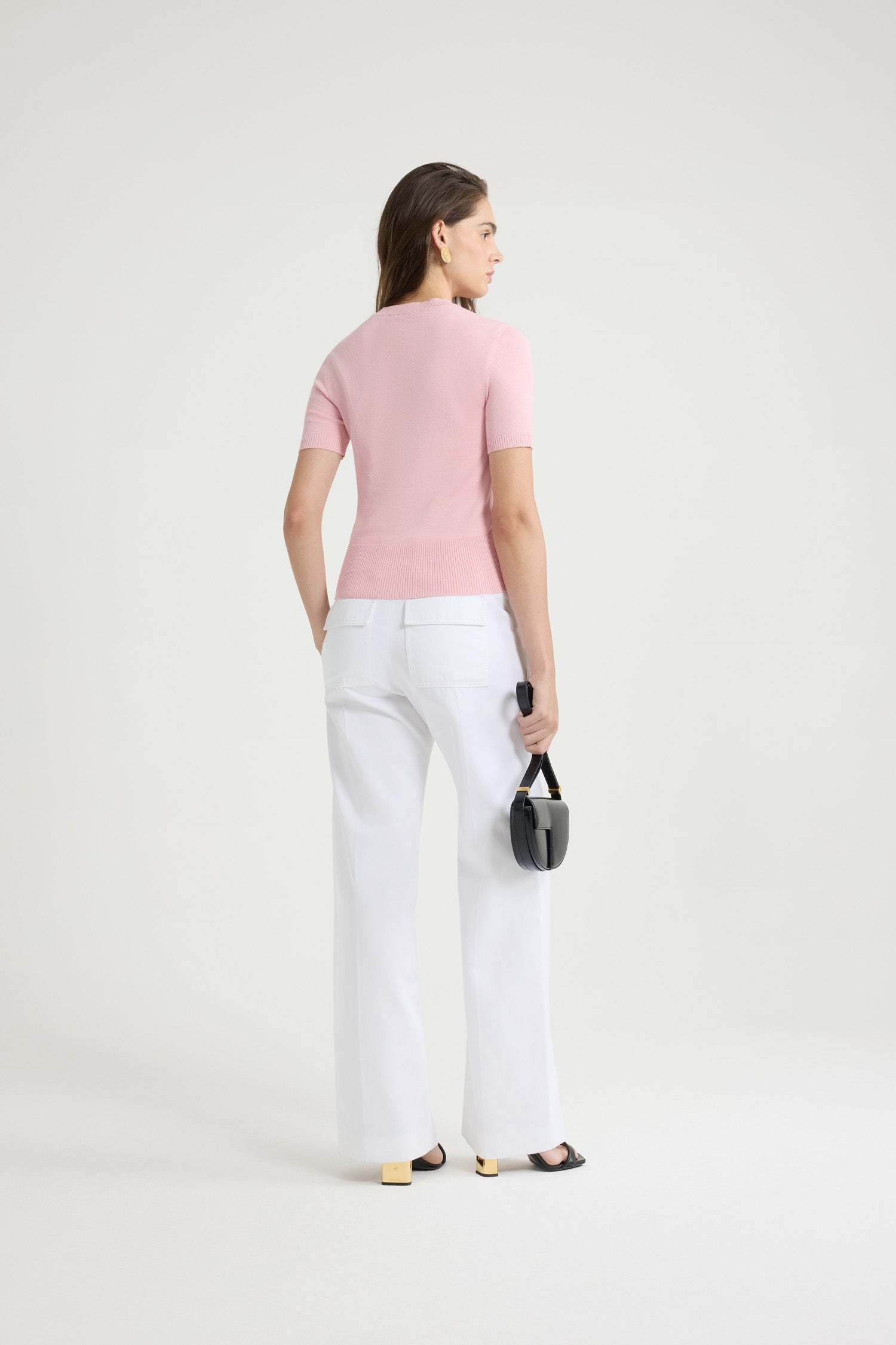 Patou - Top con logo Patou in maglia di misto cotone - Primrose Pink - Top in maglia di misto cotone rosa. Collo tondo. Collo, polsini e orlo a costine. Maniche corte. Logo Patou e monogramma JP in jacquard sul davanti.