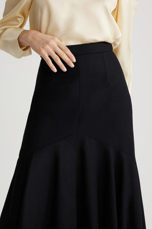 Midi mermaid skirt in sustainable wool blend
