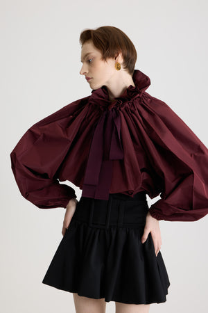 La Patou Blouse aus recycelter Faille