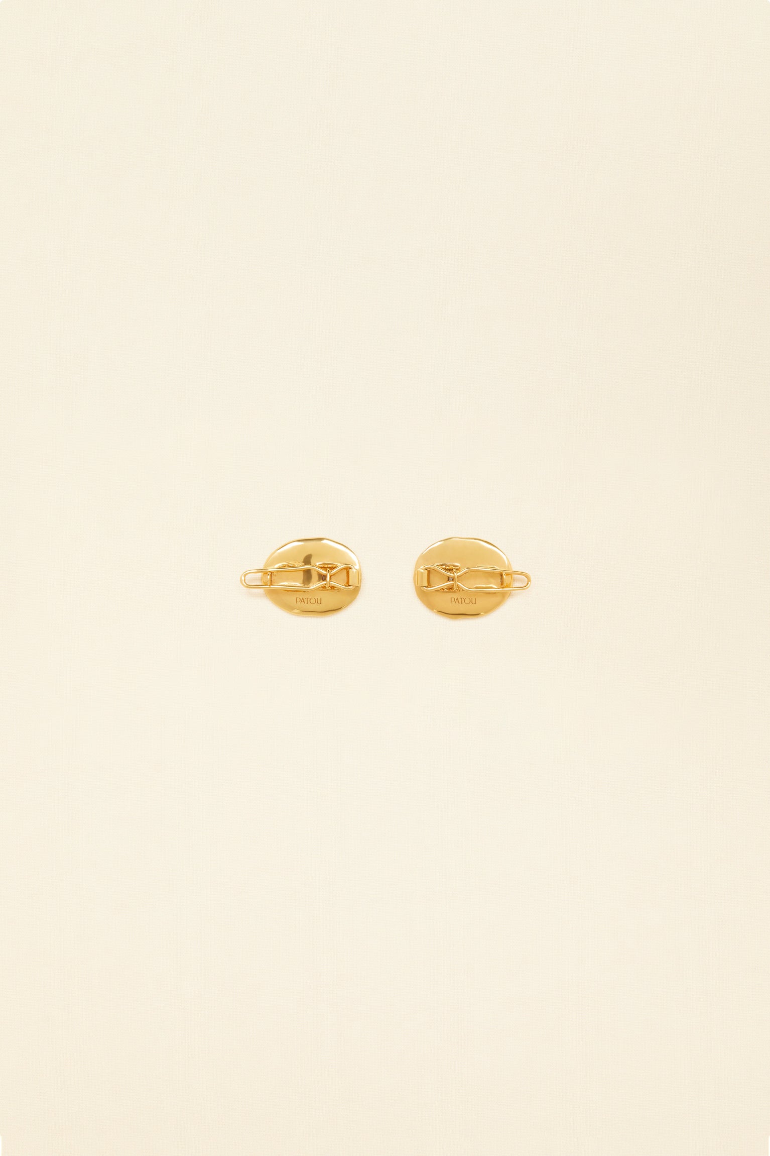 Patou - Small face brass hairclips - Gold - A legendary face, a fetching accessory.Two small brass hairclips with a “Bocca della Verità”-inspired design.