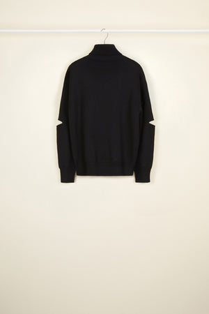 Oversized cut-out Patou jumper