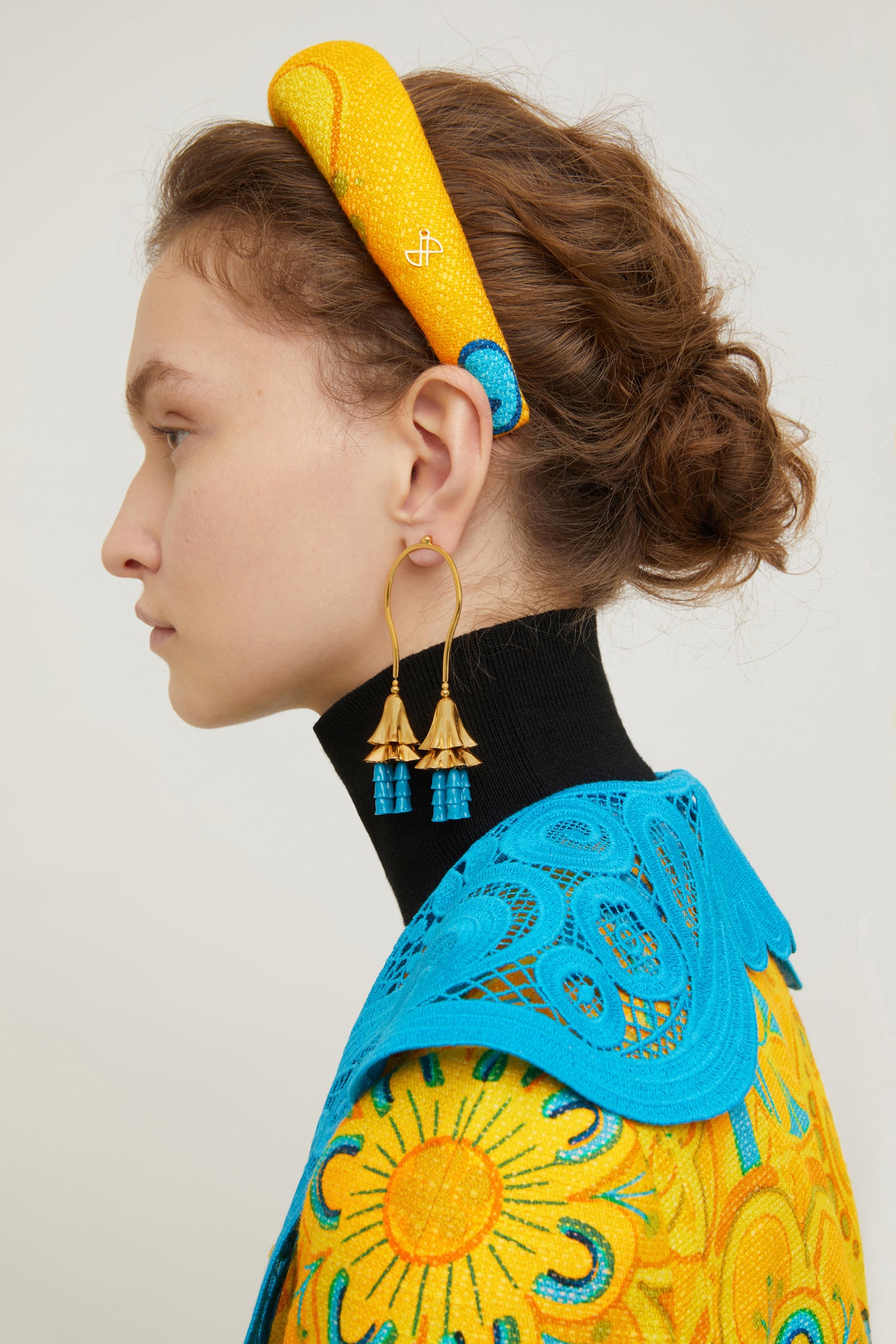 Patou - Padded headband in organic tweed - Honey Flower - A fetching tweed crown fit for modern-day royalty.Cotton and wool blend tweed headband. Honey Flower pattern. Thick padded style. Gold-coloured JP logo. Grosgrain-lined underside with embroidered Patou label.