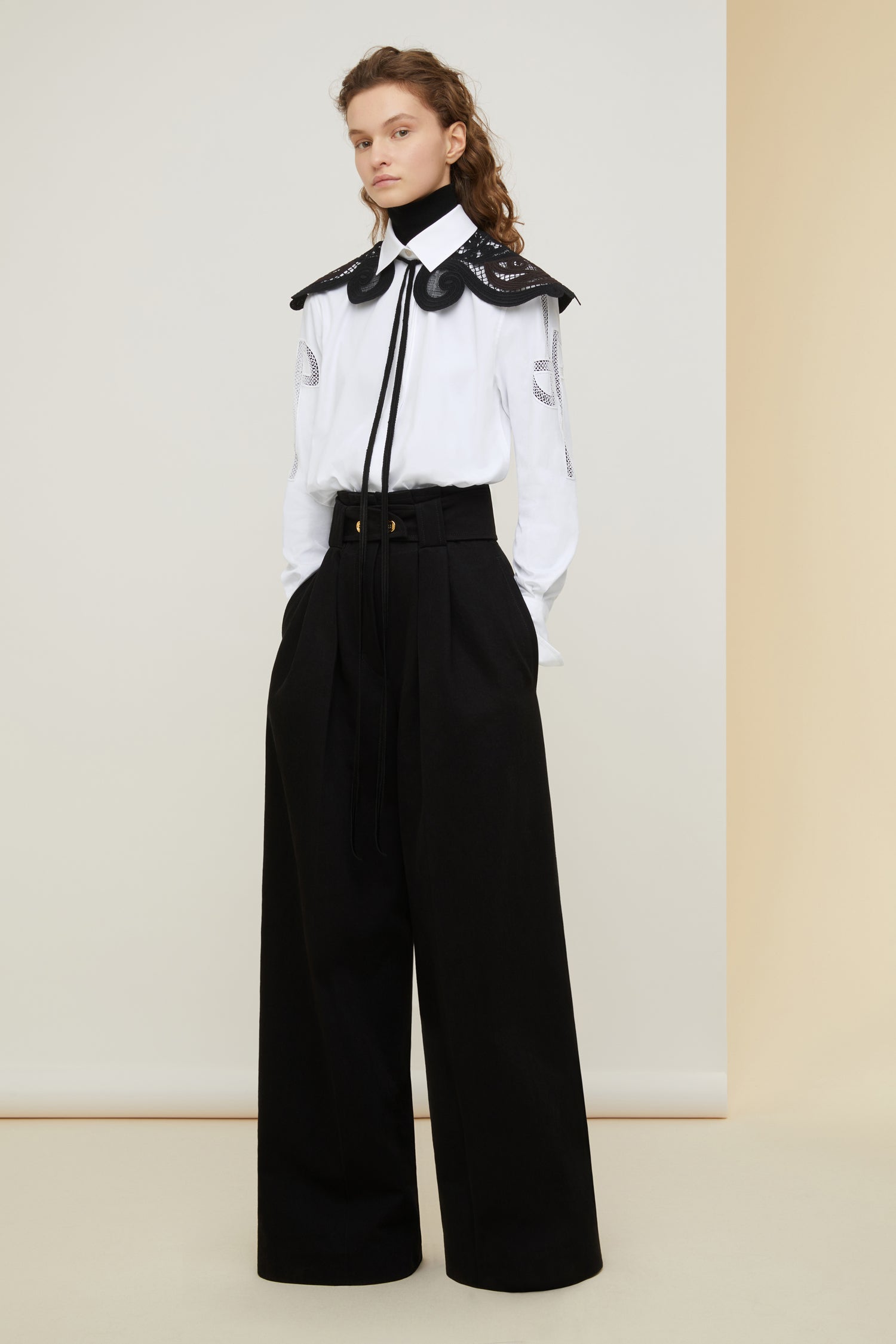 Patou - Embroidered guipure collar - Black - Black guipure, the perfect texture for a Patou signature. Black guipure collar. Fastens via long ties at the front.