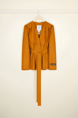 Scalloped collar jacket in organic wool