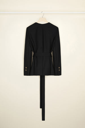 Scalloped collar jacket in organic wool