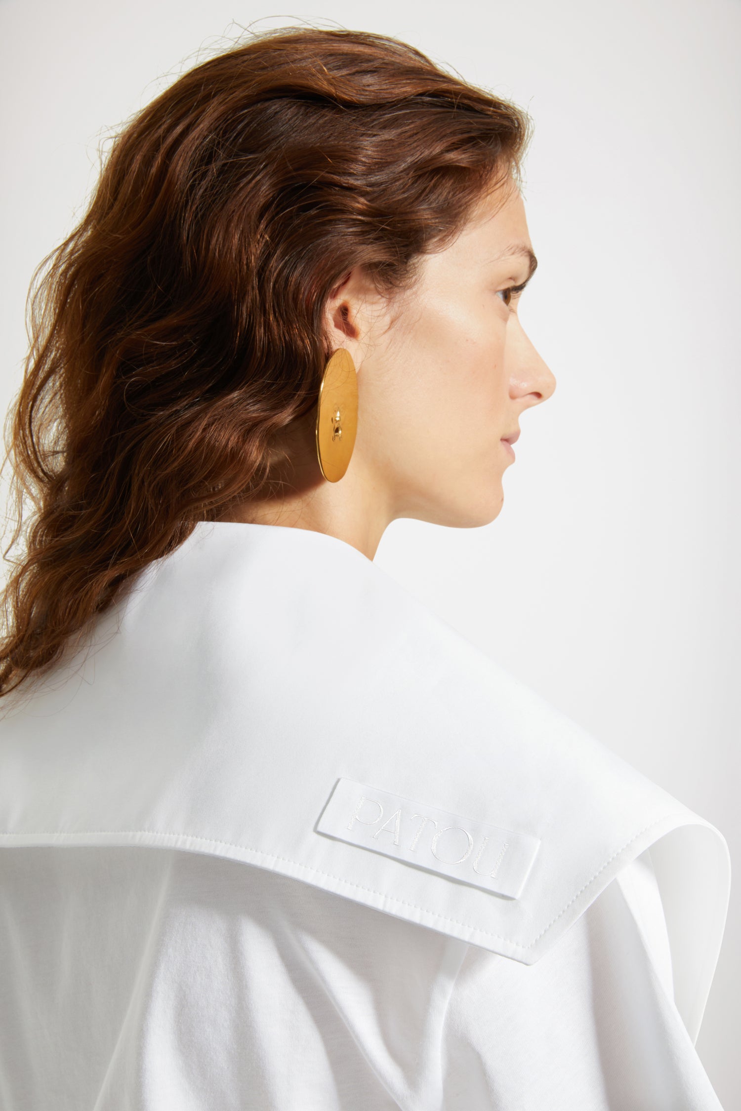 Patou - Collar in organic cotton poplin - White - A fresh finishing touch, a perfect Patou introduction.White organic cotton poplin collar. Embroidered JP monogram at the back. Fastens via long ties at the front.