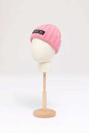 Gerippte Beanie-Mütze aus Wolle.