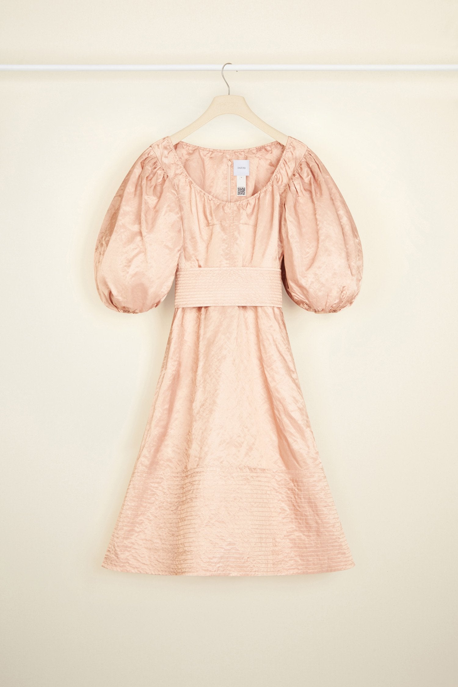 Patou - Cocktail dress in metal satin - Powdery Pink - Metal satin makes a Patou debut, with an effortless charm that is so very you.Powdery pink knee length dress. Metal satin with a natural rumpled look. Elasticated neckline that can be worn off the shoulders. Puff sleeves with elasticated cuffs. Removable wide belt with button fastening. Overstitched detailing on the belt and skirt. Pockets at the sides.