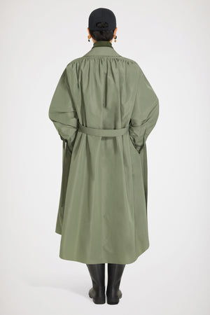 Robe maxi en satin recyclé