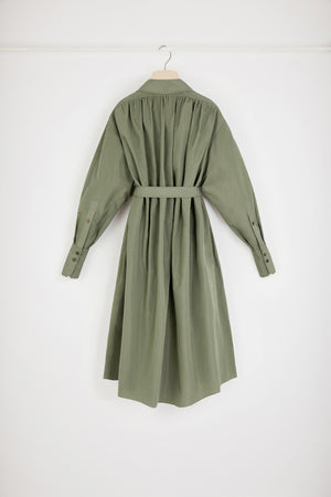 Robe maxi en satin recyclé