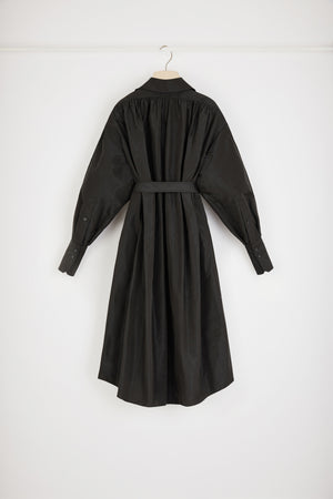 Robe maxi en satin recyclé