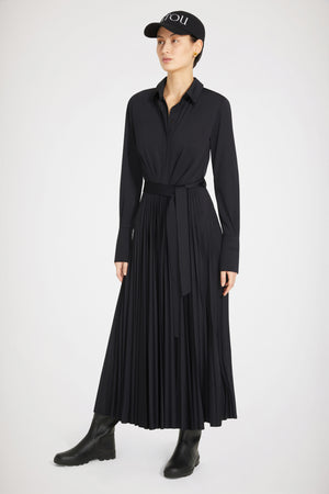 Plissiertes Maxikleid aus recyceltem Polyester