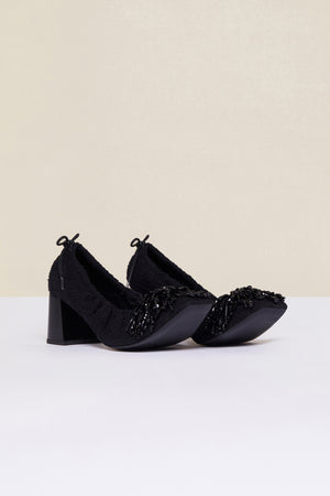 Pearl-embellished tweed pumps