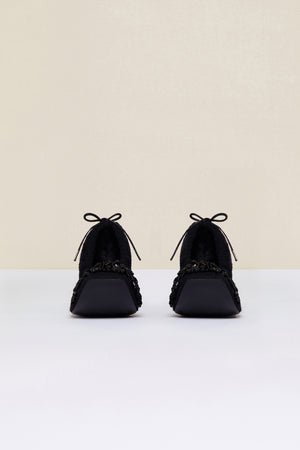 Pearl-embellished tweed pumps