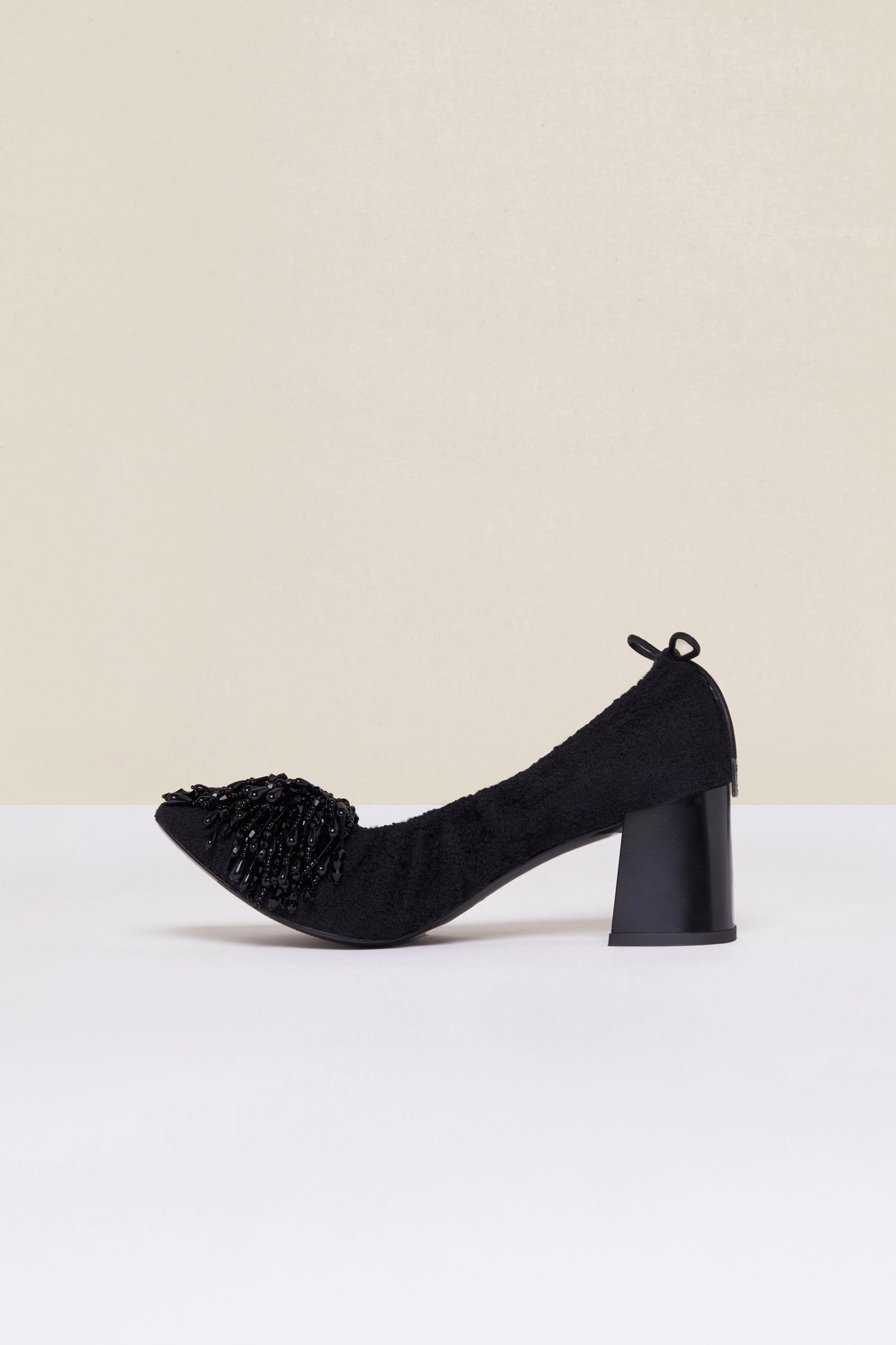 Patou - Pearl-embellished tweed pumps - Black - Summer tweed with a side of pearls.Drawstring pumps crafted from black cotton tweed. Black pearl pompom embellishment. Square toe. Black ties that fasten at the back. Block heel.