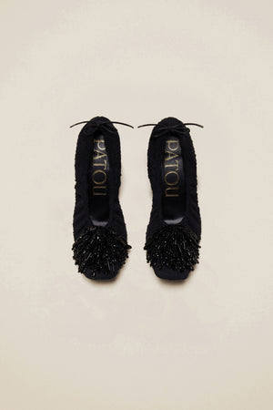 Pearl-embellished tweed pumps