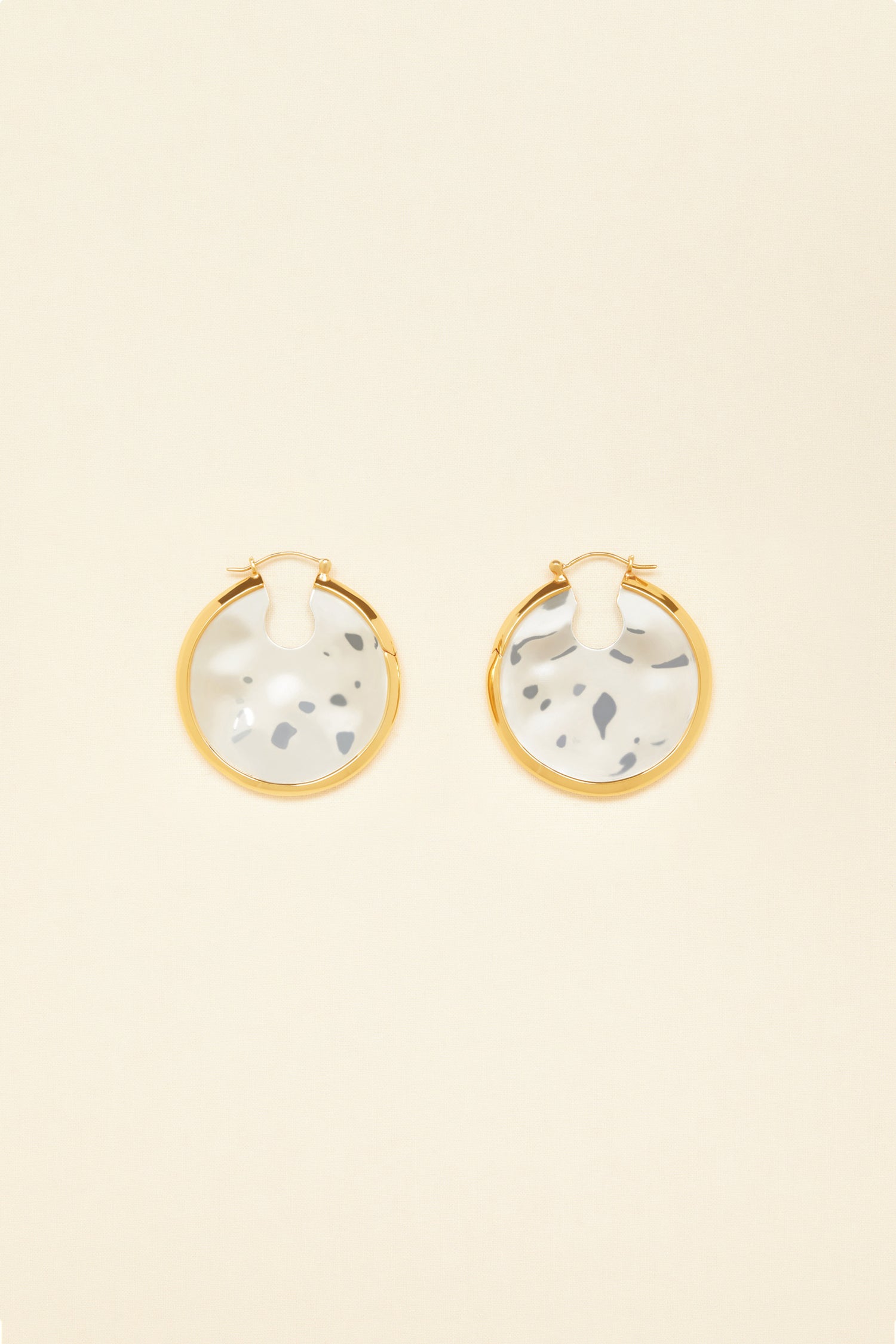 Patou - Hammered brass hoop earrings - Gold Silver - Geometries in silver and gold.Gold-plated brass hoop earrings with hammered silver brass plate in the centre.