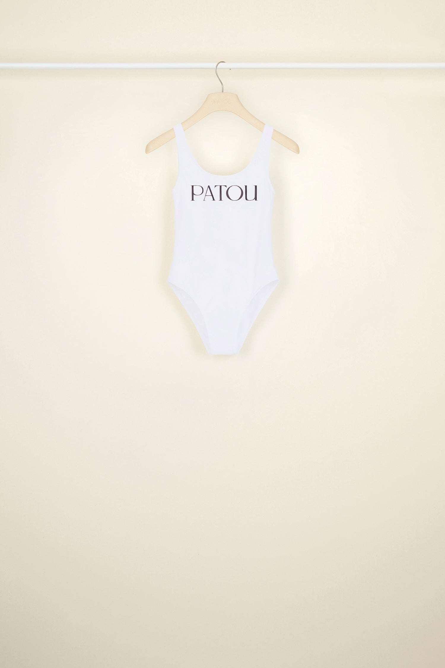 Patou - Costume intero con schiena scoperta - White - Al mare con Patou!Costume da bagno intero bianco. Scollo tondo, schiena scoperta. Logo Patou in lettere nere sul fronte.