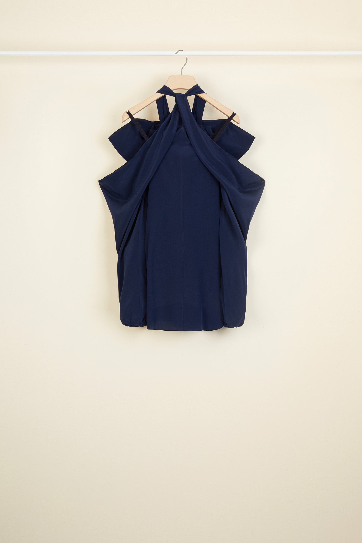 Patou - Cold-shoulder silk blouse - Navy - A masterclass in cutting and draping.Silk blouse with oversized bow at the front and shoulder cut-outs. Halterneck straps that cross at the back. Engraved mother of pearl buttons at the front and elasticated cuffs.