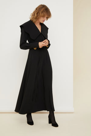 Oversized collar maxi dress
