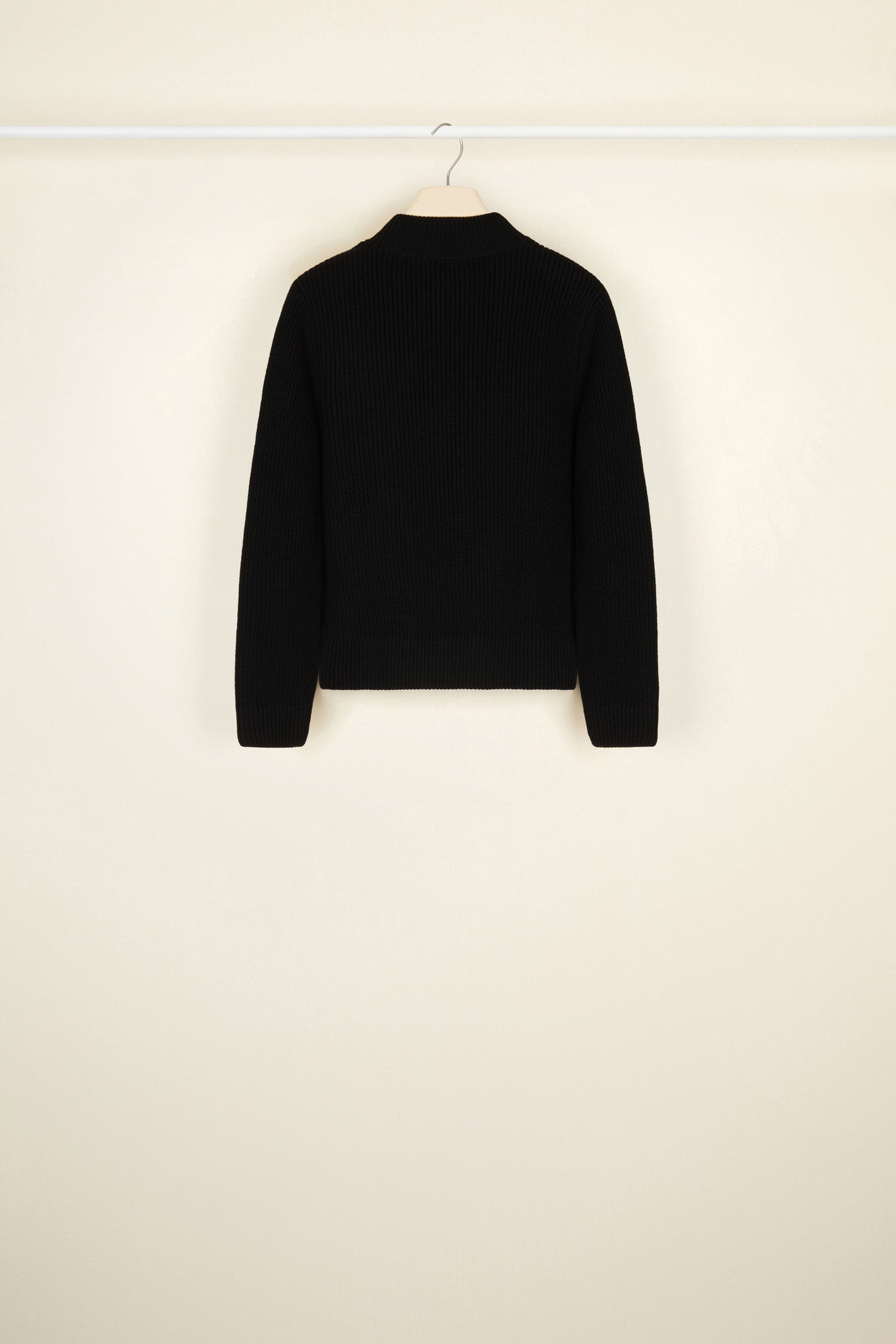 Patou - Brooch button Breton knit - Black - A button? No, make it a brooch! That’s so Patou. Black wool Breton jumper. Slightly cropped silhouette with three-quarter sleeves. Gold-coloured brooches and concealed press buttons on the left shoulder.
