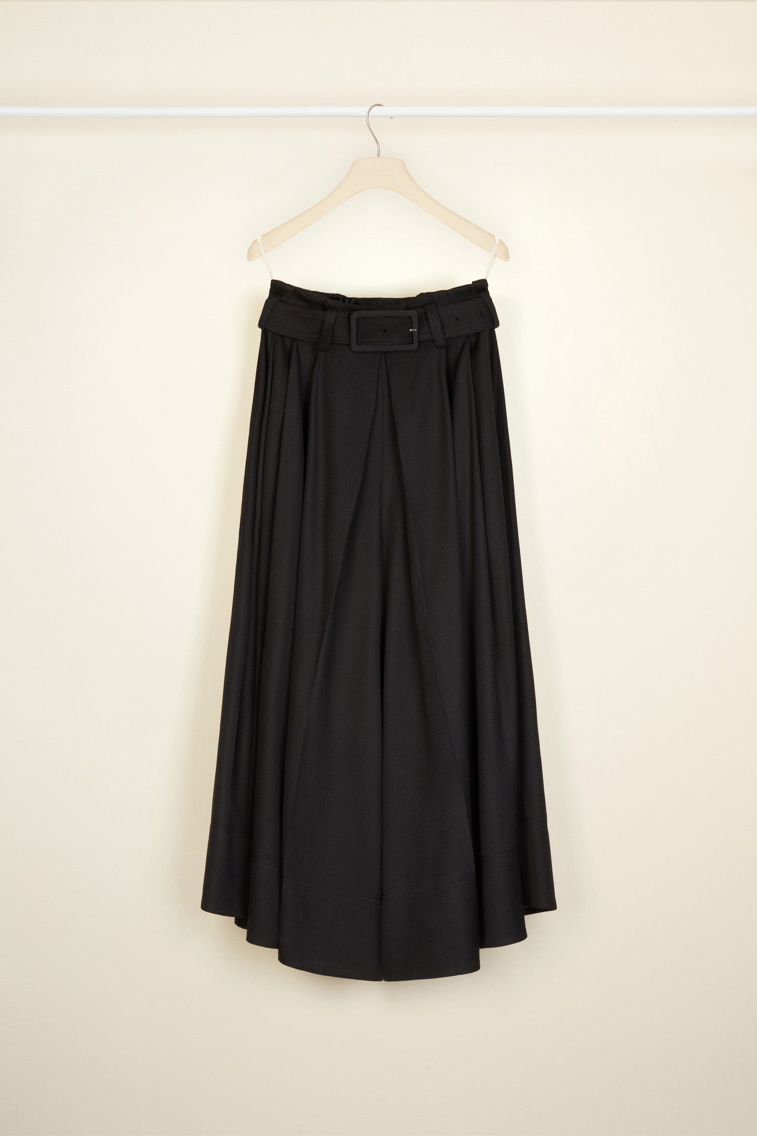 Patou - Tricotine wool culottes - Black - Culottes by Patou: a study in volume.Black tricotine wool culottes. Oversized silhouette. Can be worn cinched at the waist or lower at the hips. Side pockets.