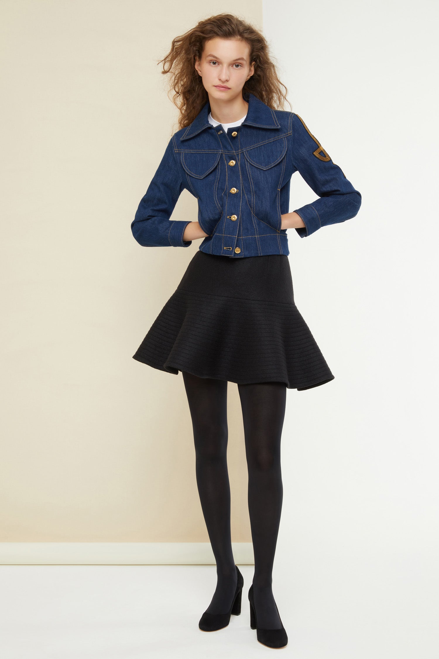 Patou - 3D mini skirt - Black - Oui, oui, oui: three cheers for the 3D mini!Black boiled wool 3D mini skirt. Godet silhouette. Topstitching all over to create a voluminous wavy effect. Darts at the front and back. Zip fastening at the back.