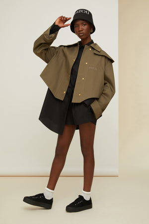 Parka corto con cappuccio rimovibile