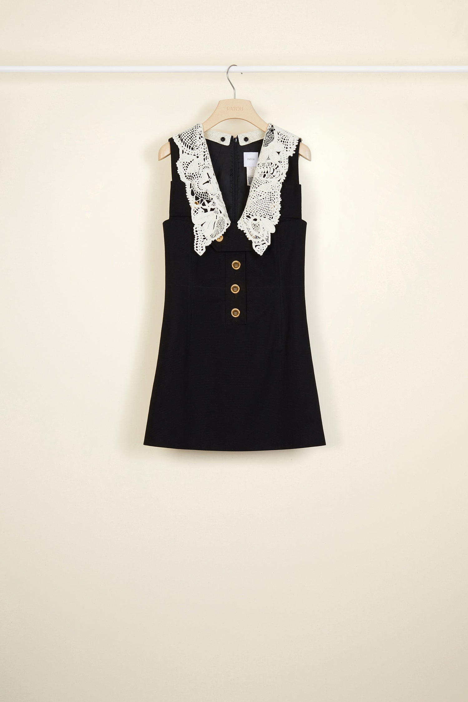 Patou - Cotton safari dress - Black - It's the summer of the saharienne!Black Panama cotton safari dress with a removable white crochet collar attached via buttons. Slight A-line silhouette with a boxy fit. Flap pockets on the chest. JP logo-engraved gold-coloured buttons all over. Removable button tab. Two pockets at the sides. Fully lined.