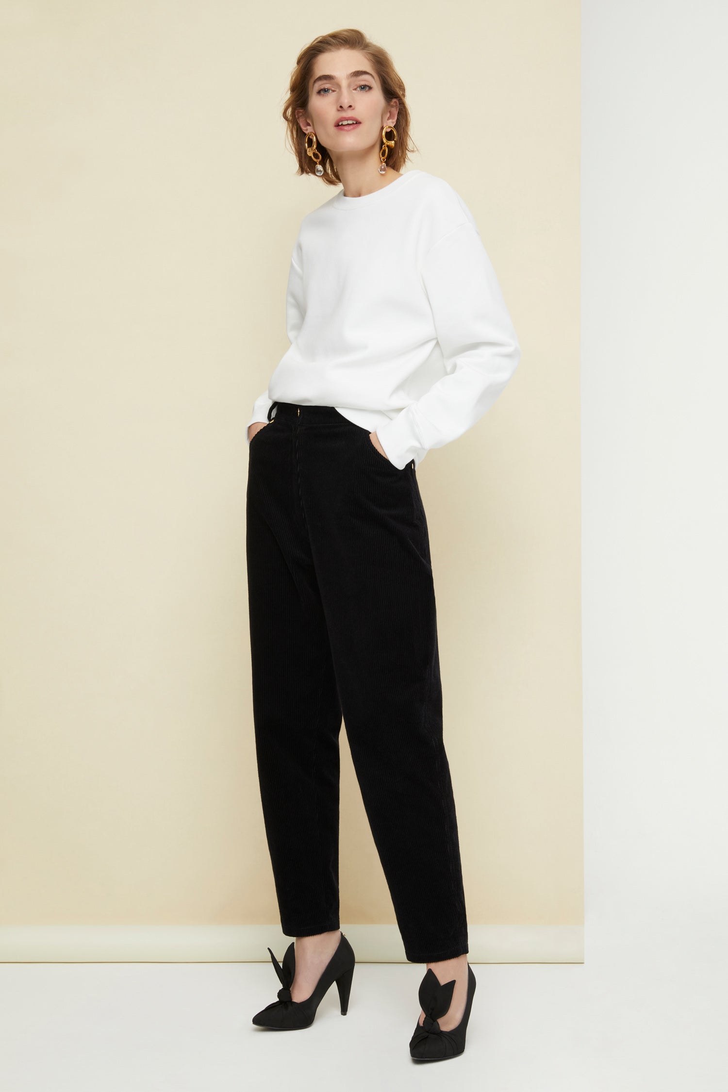 Patou - Patou sweatshirt - White - Patou for the everyday.White cotton sweatshirt. Crewneck, ribbed collar, cuffs and hem. Black lettering logo at the back. Loose fit for both women and men (select one size up for men).