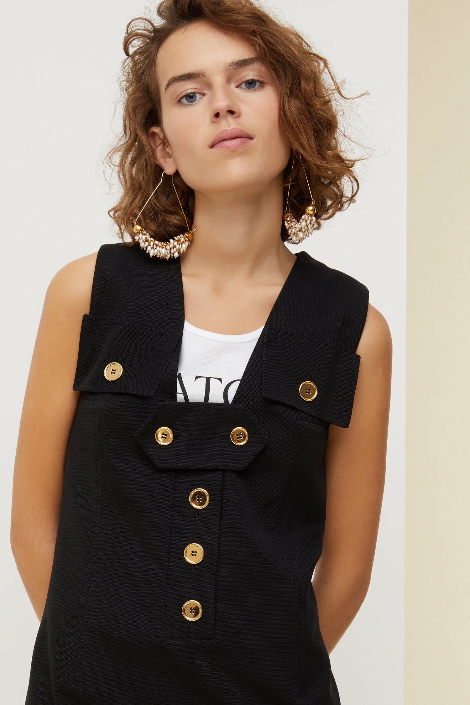 Patou - Pearl embellished brass earrings - Gold - A cascade of river pearls!9 carat gold-plated brass half-moon earrings embellished with freshwater pearls.