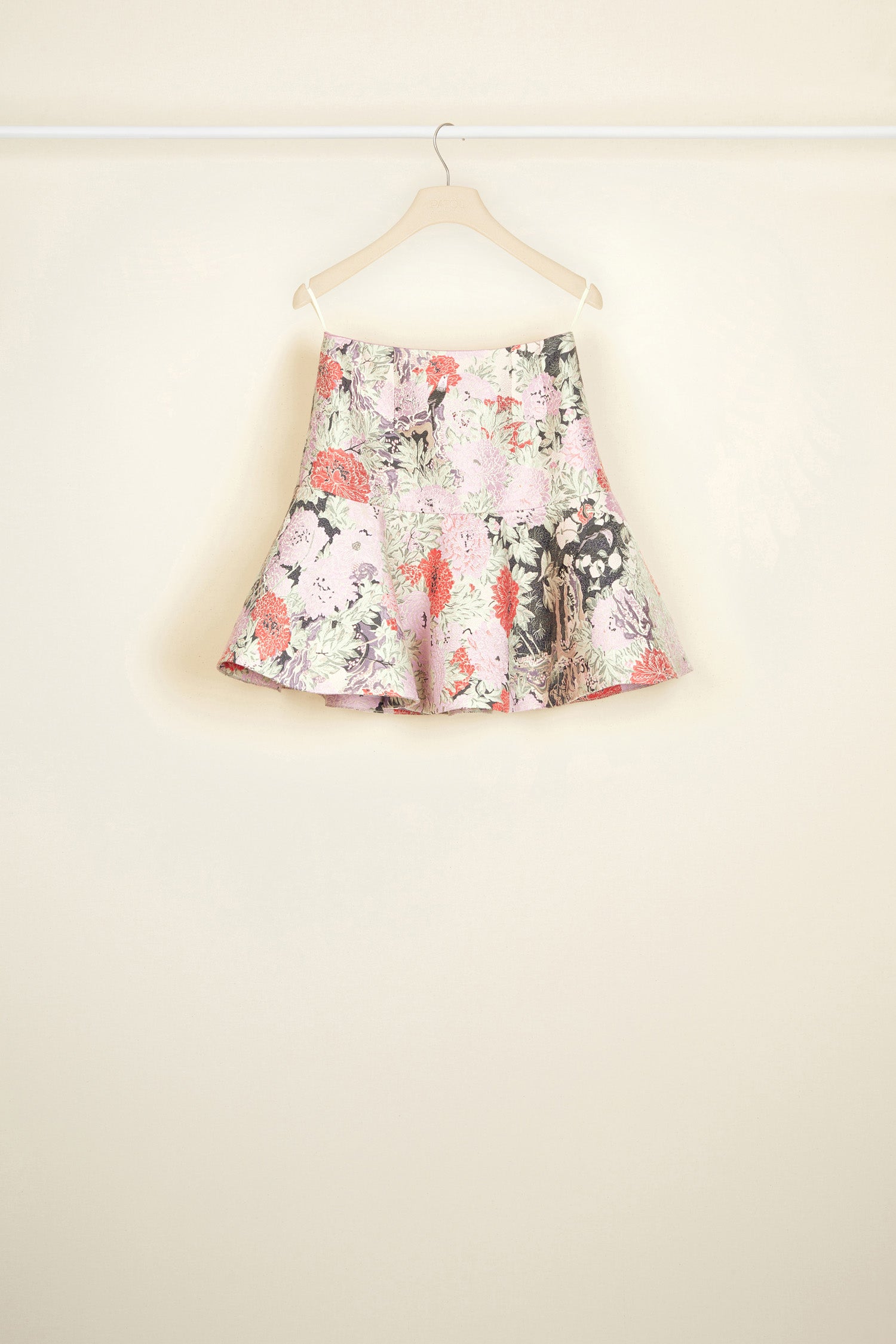 Patou - 3D mini skirt - Birds and Peonies - Oui, oui, oui: three cheers for the 3D mini!Cotton jacquard 3D mini skirt featuring Act 2’s Birds and Peonies pattern. Godet silhouette. Topstitching all over to create a voluminous wavy effect. Darts at the front and back. Zip fastening at the back. Lined.