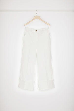 Iconic trousers in organic cotton denim