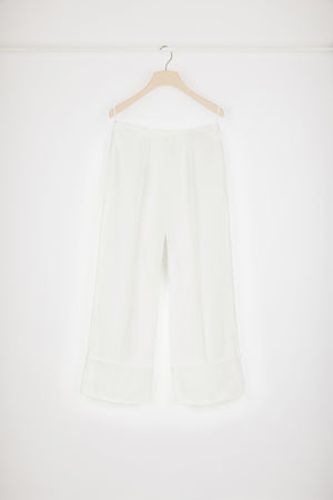 Iconic trousers in organic cotton denim