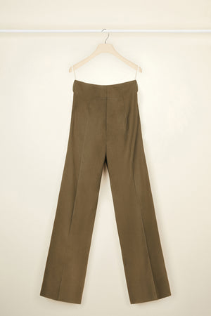 Long tailored trousers in organic cotton